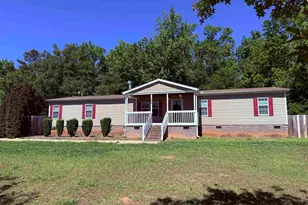 135 Cross Ridge Dr, Spartanburg, SC 29335 - Photo 1