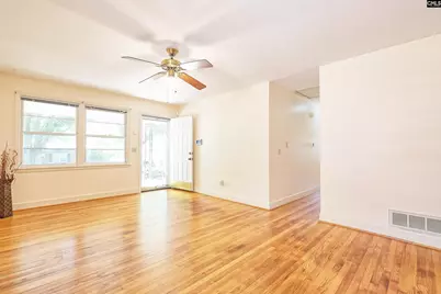 947 Laurie Ln, Columbia, SC 29205 - Photo 5