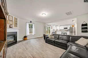 169 Carriagebrook Cir, Camden, SC 29020 - Photo 7