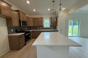 645 Honeydew Dr, West Columbia, SC 29170 - Photo 5