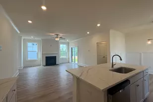 649 Honeydew Dr, West Columbia, SC 29170 - Photo 5