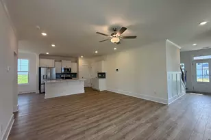 649 Honeydew Dr, West Columbia, SC 29170 - Photo 7