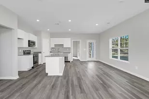 143 Middlesex Ct, Lugoff, SC 29078 - Photo 5