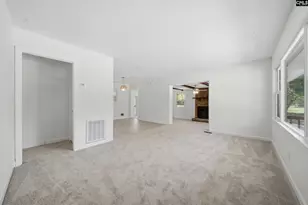 1162 McDonald Ave, West Columbia, SC 29172 - Photo 5