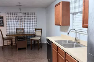 34 Nottingham Ct, Columbia, SC 29209 - Photo 3