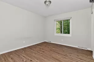 401 Rosemary Ln, Fountain Inn, SC 29644 - Photo 13