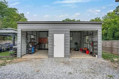402 W Church Street, Saluda, SC 29138 - Photo 35