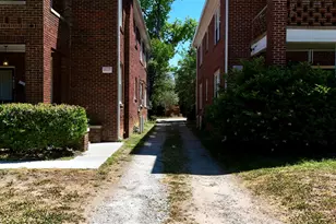 1030 Kinard Ct, Columbia, SC 29201 - Photo 3