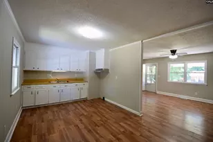 4050 Frazier St, Newberry, SC 29108 - Photo 9
