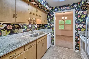 175 Hulon Greene Pl 12, West Columbia, SC 29169 - Photo 13