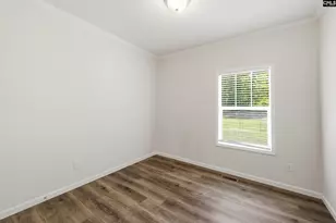 1605 S Lake Dr, Lexington, SC 29073 - Photo 23