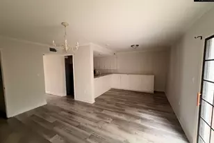 1038 N Guignard Dr, Sumter, SC 29150 - Photo 3