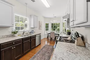 35 Westshire Ct, Columbia, SC 29209 - Photo 7