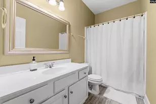 35 Westshire Ct, Columbia, SC 29209 - Photo 17