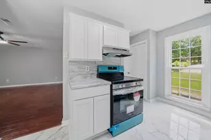 213 Southhampton Dr, Irmo, SC 29063 - Photo 7