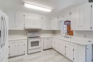 1802 Fairhaven Dr, Columbia, SC 29210 - Photo 9