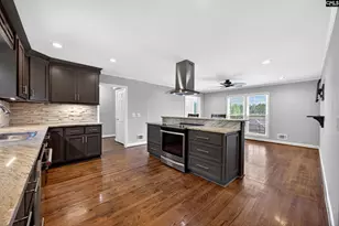 1233 S Fredericksburg Dr, Lugoff, SC 29078 - Photo 13