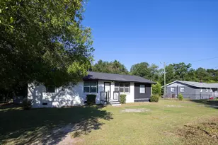 909 C St Hartsville, Hartsville, SC 29550 - Photo 3