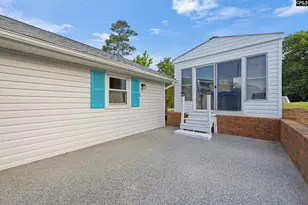 1089 Lake Dr, Leesville, SC 29070 - Photo 9