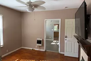 2012 Charles St, Newberry, SC 29108 - Photo 3