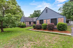 1811 Hobkirk Ct, Camden, SC 29020 - Photo 35