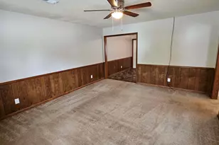 3904 Persimmon St, Columbia, SC 29205 - Photo 5