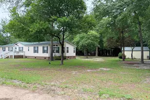 758 Maple St, Pelion, SC 29123 - Photo 5