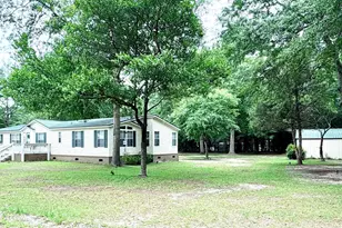 758 Maple St, Pelion, SC 29123 - Photo 7
