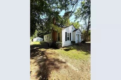 425 E Charlotte Avenue, Sumter, SC 29150 - Photo 3