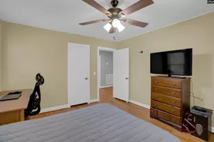 1528 Hazel St, Cayce, SC 29033 - Photo 15