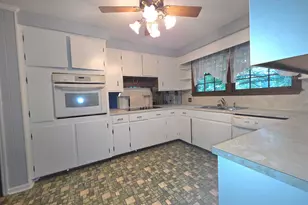810 Camelia St, North, SC 29112 - Photo 5