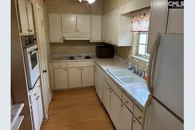 3600 Chateau Drive L231, Columbia, SC 29204 - Photo 3
