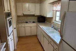3600 Chateau Dr L231, Columbia, SC 29204 - Photo 3