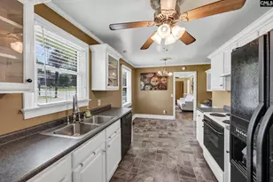 3714 Hydrangea St, Columbia, SC 29205 - Photo 13