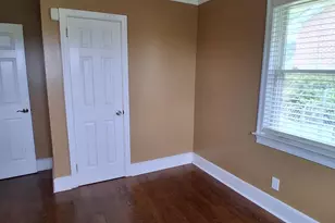 3714 Hydrangea St, Columbia, SC 29205 - Photo 3