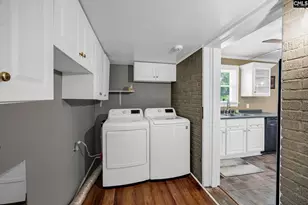 3714 Hydrangea St, Columbia, SC 29205 - Photo 11