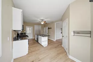 201 Bramblewood Cir, West Columbia, SC 29172 - Photo 15