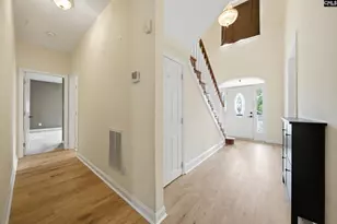 201 Bramblewood Cir, West Columbia, SC 29172 - Photo 7