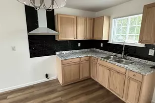 862 Bleakley St, Orangeburg, SC 29115 - Photo 3