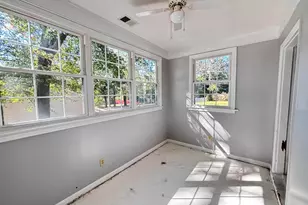 5225 Two Notch Rd, Columbia, SC 29204 - Photo 13
