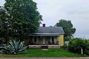 738 Center St, West Columbia, SC 29169 - Photo 1