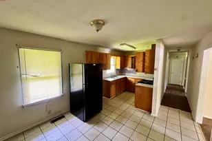 418 Magnolia Dr, Bishopville, SC 29010 - Photo 9