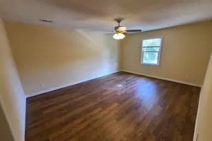 134 Calvin Ct B, West Columbia, SC 29170 - Photo 1