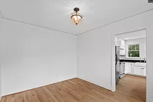 2621 Kiawah Ave, Columbia, SC 29205 - Photo 7