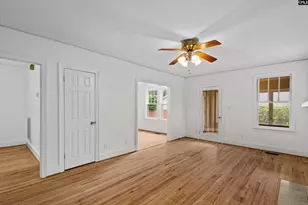 2621 Kiawah Ave, Columbia, SC 29205 - Photo 5