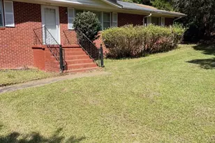 2415 Oak Ln, Camden, SC 29020 - Photo 1