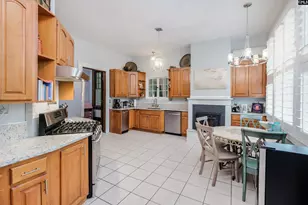 737 Caldwell St, Newberry, SC 29108 - Photo 11