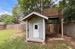 1558 Hazelwood Rd, Columbia, SC 29209 - Photo 19