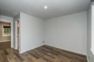 5912 Yorkshire Dr, Columbia, SC 29209 - Photo 9