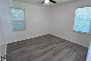 805 Central Dr, West Columbia, SC 29169 - Photo 3